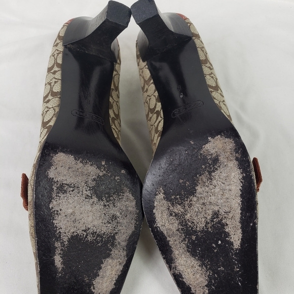 Coach Signature Canvas Square Toe Heel - Picture 8 of 9